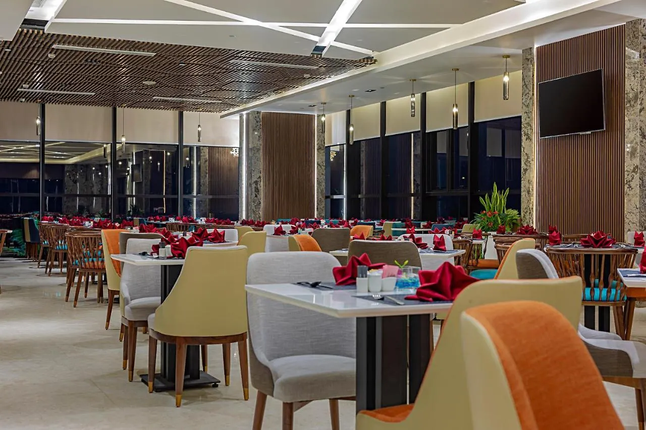 Peninsula Hotel Danang