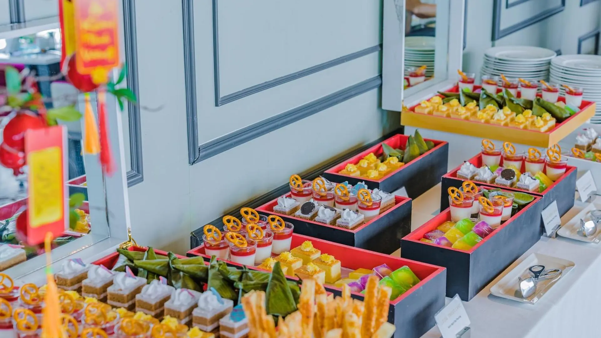 *****  Peninsula Hotel Danang Vietnam