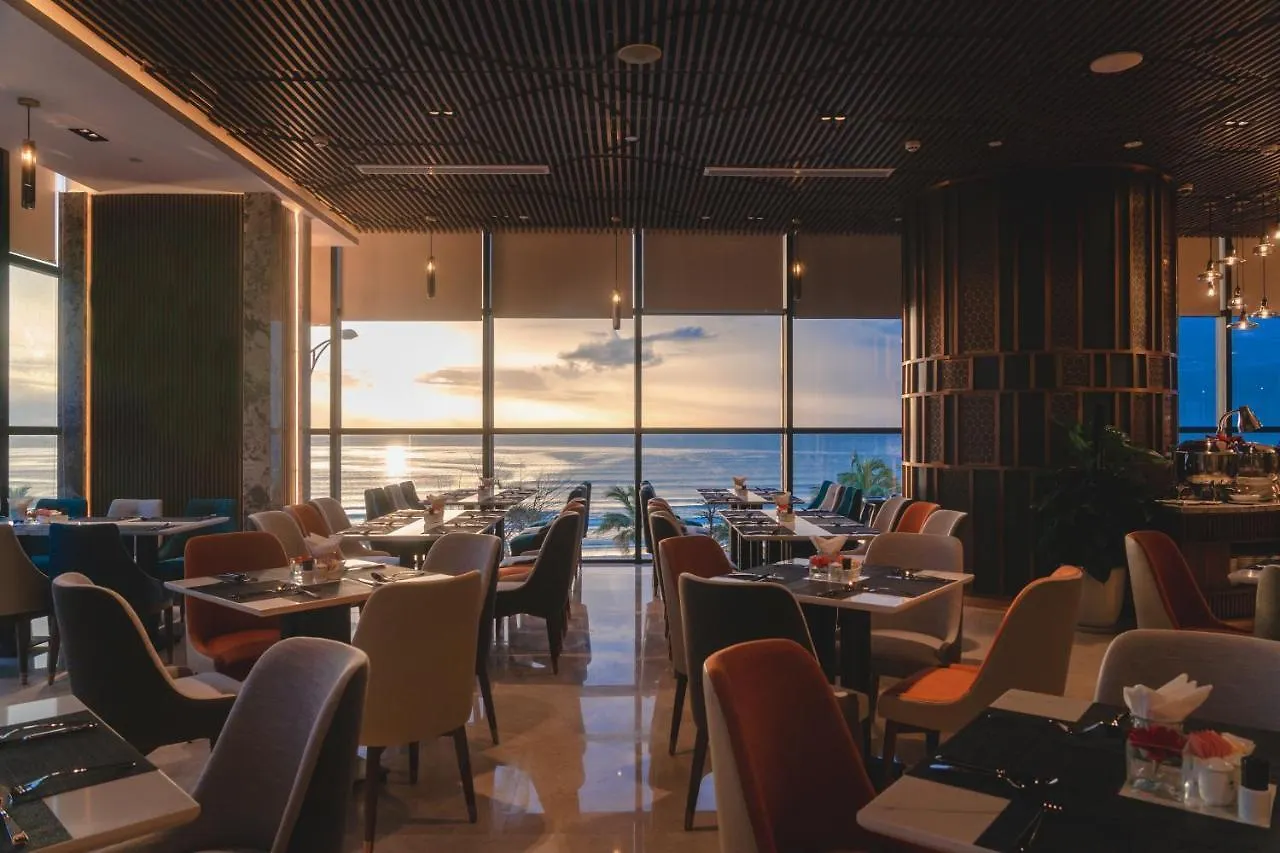 Peninsula Hotel Danang Da Nang