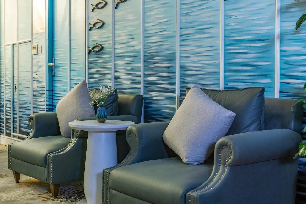 *****  Peninsula Hotel Danang Vietnam
