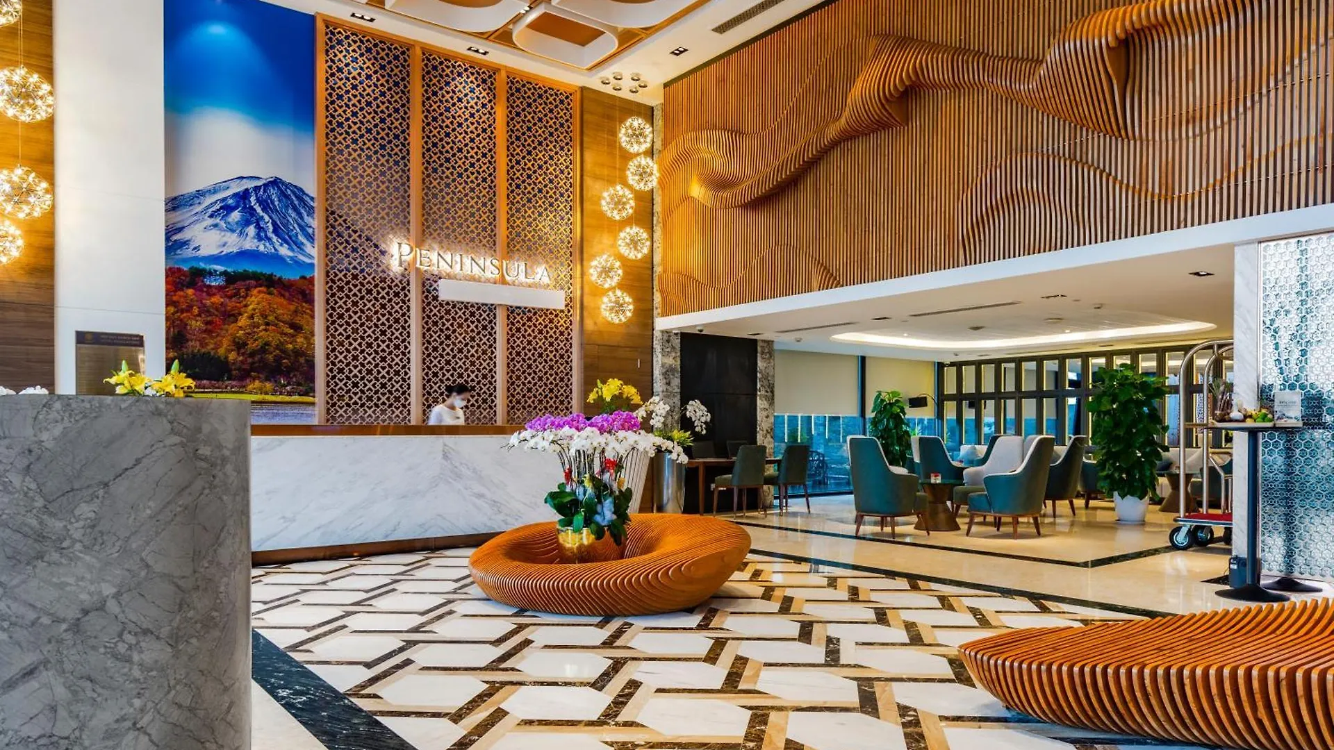 Peninsula Hotel Danang  Da Nang